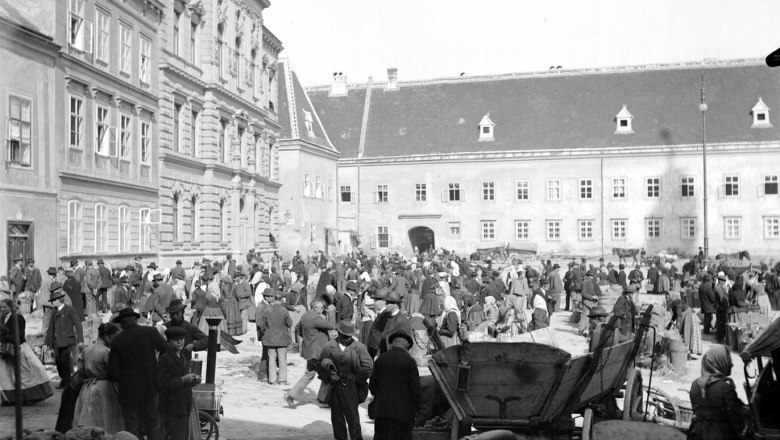 140domplatz_c-Stadtarchiv St. Pölten, © Stadtarchiv St. Pölten